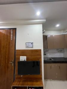 Hall Image of 600 Sq.ft 2 BHK Apartment / Flat for rent in Sector 73 Noida for Rs. 21000
