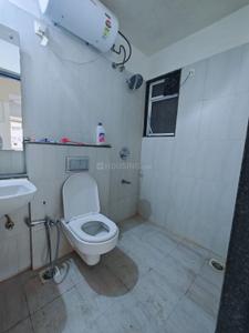 Bathroom Image of 751 Sq.ft 2 BHK Apartment / Flat for sale in Godrej Central, Chembur Mumbai for Rs. 18500000
