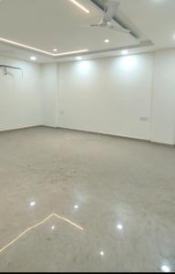 Bedroom Image of 1800 Sq.ft 3 BHK Builder Floor for rent in Naraina New Delhi for Rs. 70000