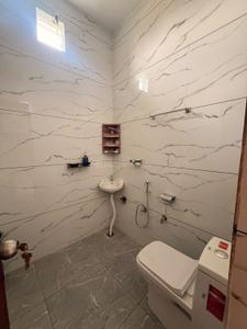 Bathroom Image of 1000 Sq.ft 1 BHK Builder Floor for rent in Bhai Randhir Singh Nagar Ludhiana for Rs. 15000