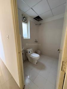 Bathroom Image of 598 Sq.ft 2 BHK Apartment / Flat for rent in Pyramid Pride, Sector 76 Gurgaon for Rs. 18000