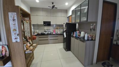 Kitchen Image of 1672 Sq.ft 3 BHK Apartment / Flat for sale in Naranpura Ahmedabad for Rs. 15000000