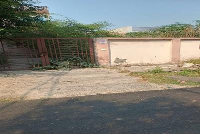 Image of 100 Sq.ft Residential Plot / Land for sale in Sector 116, Noida for Rs. 30000000