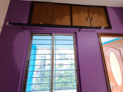 Bedroom Image of 750 Sq.ft 2 BHK Apartment / Flat for rent in Airport Gate No 2 Kolkata for Rs. 15000