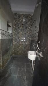 Bathroom Image of 980 Sq.ft 2 BHK Apartment / Flat for rent in Pitampura New Delhi for Rs. 24000