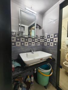 Bathroom Image of 480 Sq.ft 1 BHK Apartment / Flat for sale in Vijay Park, Kasarvadavali Thane for Rs. 5000000