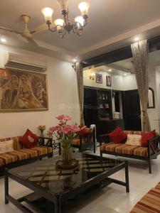 Hall Image of 1850 Sq.ft 4 BHK Apartment / Flat for sale in Shatabdi Vihar, Sector 61 Noida for Rs. 25500000