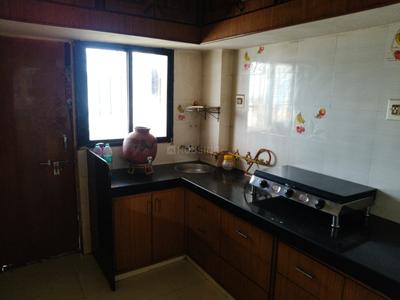 Kitchen Image of 620 Sq.ft 2 BHK Apartment / Flat for rent in Maninagar Ahmedabad for Rs. 14000