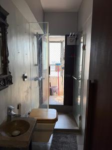 Bathroom Image of 1100 Sq.ft 2 BHK Apartment / Flat for rent in Colaba Mumbai for Rs. 250000