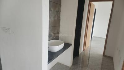 Bathroom Image of 3375 Sq.ft 4 BHK Apartment / Flat for sale in Pramukh Viyana, Adalaj Gandhinagar for Rs. 16000000