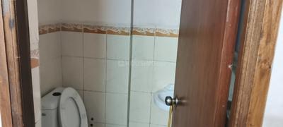 Bathroom Image of 1200 Sq.ft 3 BHK Apartment / Flat for sale in Supertech Ecociti, Sector 137 Noida for Rs. 14000000