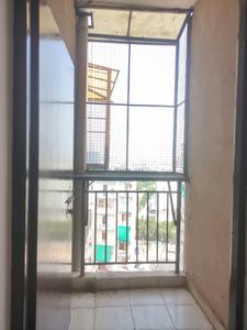 Bedroom Three Image of 1000 Sq.ft 3 BHK Apartment / Flat for rent in Adore Happy Homes Exclusive, Sector 86 Faridabad for Rs. 14000