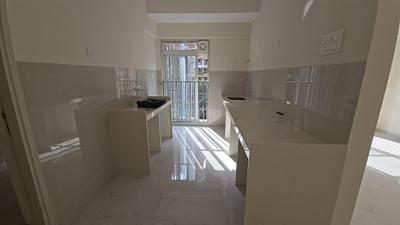 Kitchen Image of 815 Sq.ft 3 BHK Apartment / Flat for rent in Swastik Platinum, Vikhroli East Mumbai for Rs. 70000