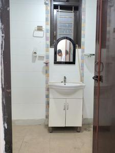 Common Bathroom Image of 900 Sq.ft 2 BHK Builder Floor for sale in Malviya Nagar New Delhi for Rs. 16000000