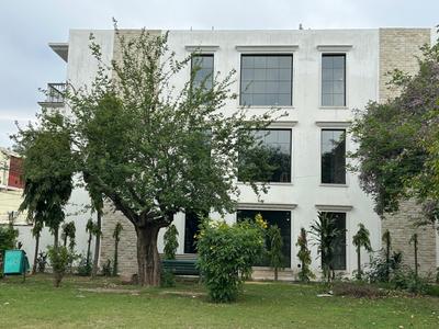 Image of 3200 Sq.ft 9 BHK Independent House for sale in Sector 37, Chandigarh for Rs. 185000000