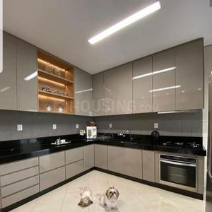 Kitchen Image of 2400 Sq.ft 4 BHK Apartment / Flat for sale in Sector 104 Noida for Rs. 9000000