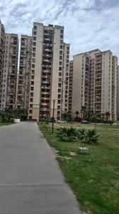 Image of 1360 Sq.ft 3 BHK Apartment / Flat for sale in Jaypee Kosmos, Sector 134, Noida for Rs. 10600000