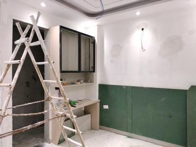 Bedroom Image of 1000 Sq.ft 3 BHK Builder Floor for sale in Suraj Vihar New Delhi for Rs. 9500000