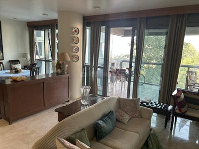 4 BHK Flat
