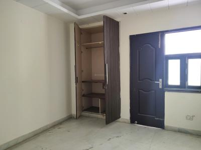 Bedroom Image of 1250 Sq.ft 3 BHK Apartment / Flat for rent in Chhattarpur New Delhi for Rs. 30000
