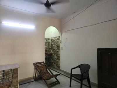 Living Room Image of 500 Sq.ft 1 BHK Builder Floor for rent in Uttam Nagar New Delhi for Rs. 14000