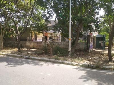 Image of 300 Sq.ft Residential Plot / Land for sale in Eta I, Greater Noida for Rs. 42500000