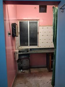 Kitchen Image of 750 Sq.ft 2 BHK Builder Floor for rent in Keshtopur Kolkata for Rs. 13000