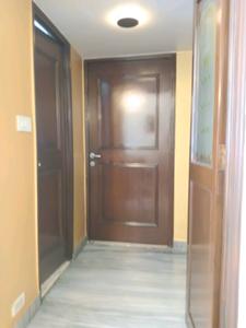 Passage Image of 1460 Sq.ft 3 BHK Apartment / Flat for sale in Ballygunge Kolkata for Rs. 17500000