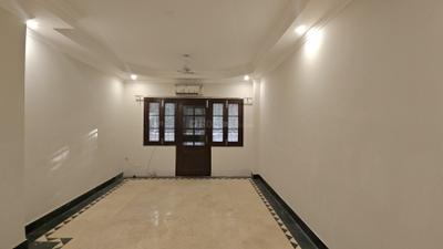 Living Room Image of 2000 Sq.ft 3 BHK Builder Floor for rent in Uday Park New Delhi for Rs. 130000