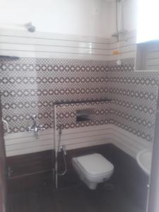 Image of 1250 Sq.ft 2 BHK Apartment / Flat for rent in Wallcliffs Realty Wallcliffs Airport Residency, Nehru Nagar West, Coimbatore for Rs. 22000