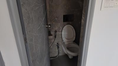 Image of 700 Sq.ft 2 BHK Apartment / Flat for sale in Sahakar Avenue, Malad West, Mumbai for Rs. 18000000