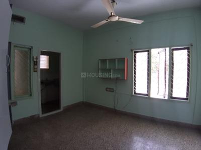 Bedroom Image of 800 Sq.ft 2 BHK Apartment / Flat for rent in Rama Rao Peta Kakinada for Rs. 8500