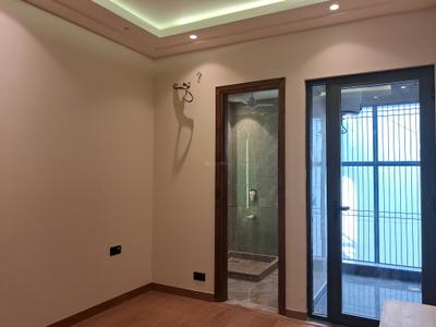 Bedroom Image of 1350 Sq.ft 3 BHK Builder Floor for sale in Paschim Vihar New Delhi for Rs. 28000000