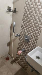 Bathroom Image of 558 Sq.ft 1 BHK Apartment / Flat for rent in Bhoomi Acres, Hiranandani Estate Thane for Rs. 23500