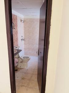 Bathroom Image of 2153 Sq.ft 6 BHK Independent House for sale in Sector 52 Noida for Rs. 64000000