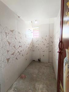Bathroom Image of 930 Sq.ft 3 BHK Apartment / Flat for sale in Behala Kolkata for Rs. 4800000