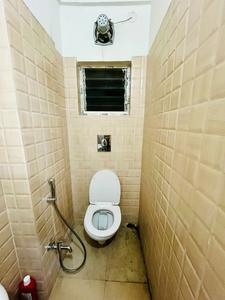 Bathroom Image of 450 Sq.ft 1 BHK Apartment / Flat for rent in New Town Kolkata for Rs. 12000