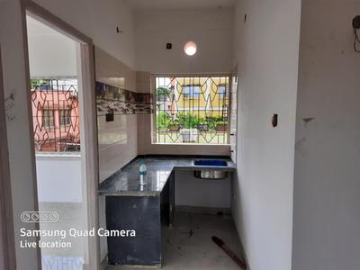 Kitchen Image of 610 Sq.ft 2 BHK Apartment / Flat for sale in Behala Kolkata for Rs. 2000000