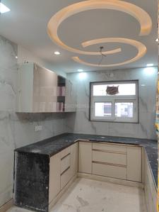 Kitchen Image of 950 Sq.ft 3 BHK Builder Floor for sale in Shalimar Bagh New Delhi for Rs. 18500000