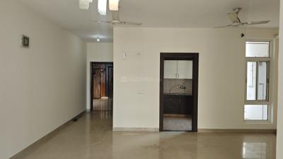 Living Room Image of 1900 Sq.ft 3 BHK Apartment / Flat for sale in Grand Omaxe, Sector 93B Noida for Rs. 32500000