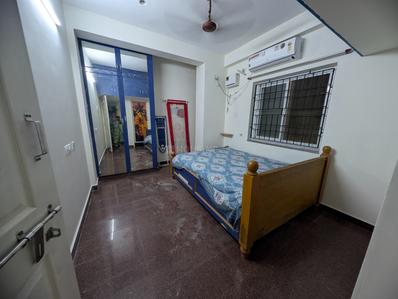 Bedroom Image of 831 Sq.ft 2 BHK Apartment / Flat for rent in Thoraipakkam Chennai for Rs. 30000