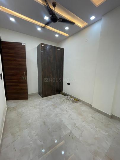 Poorvi Shalimar Bagh, Shalimar Bagh Bedroom 1