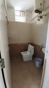 Bathroom Image of 600 Sq.ft 1 BHK Builder Floor for rent in Mahadevapura Bengaluru for Rs. 28000
