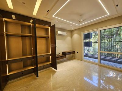 Bedroom Image of 1950 Sq.ft 3 BHK Builder Floor for sale in Safdarjung Enclave New Delhi for Rs. 60000000