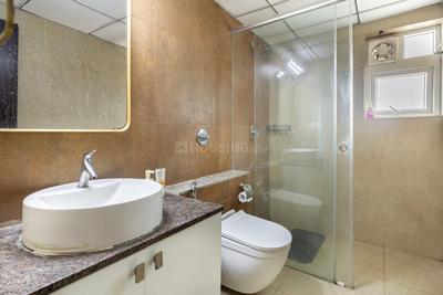 Bathroom Image of 1560 Sq.ft 3 BHK Apartment / Flat for rent in Narayan Residency, Sherpura Bharuch for Rs. 17000