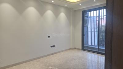 Bedroom Image of 2840 Sq.ft 4 BHK Independent House for sale in Rajouri Garden New Delhi for Rs. 65000000