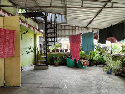 Balcony Image of 2400 Sq.ft 4 BHK Independent House for sale in Santoshpur Kolkata for Rs. 12500000