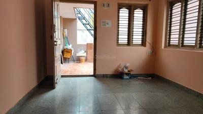 Living Room Image of 950 Sq.ft 2 BHK Apartment / Flat for rent in Indira Nagar Bengaluru for Rs. 30000