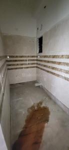 Bathroom Image of 1084 Sq.ft 2.5 BHK Apartment / Flat for sale in Airport Gate no. 1 Kolkata for Rs. 3902400