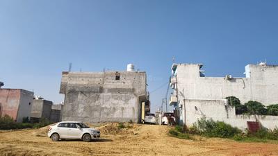 Image of 900 Sq.ft Residential Plot / Land for sale in Maruti Kunj, Gurgaon for Rs. 3800000